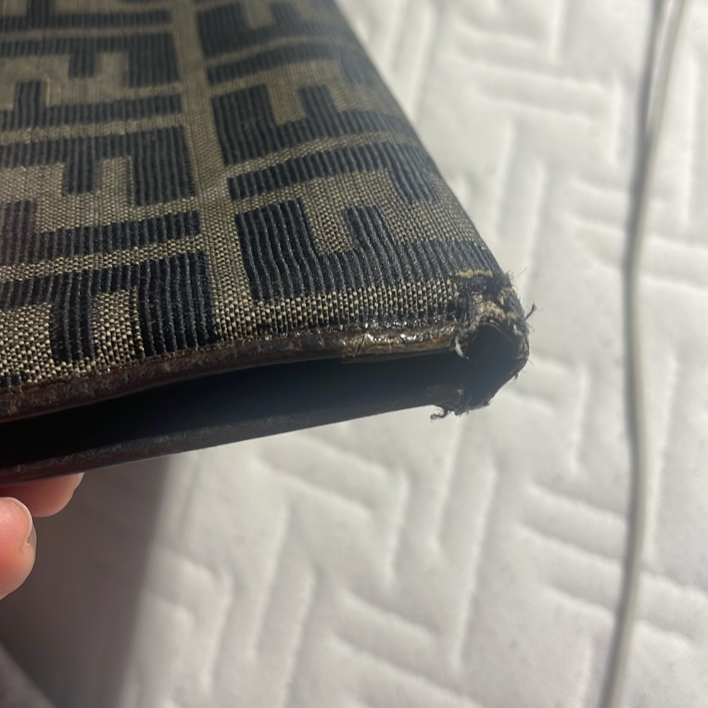 Fendi wallet - Picture 5 of 8